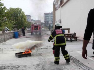 Gönüllü Kadınlara “Yangın Güvenliği Ve Yangına Müdahale Teknikleri “ Eğitimi Verildi
