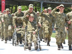 Engelli Gençler Çakı Gibi Asker Oldu