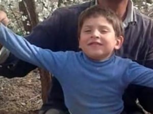 9 Yaşındaki Çocuk Serinlemek İçin Girdiği Gölette Boğularak Hayatını Kaybetti