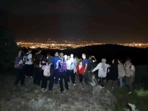 Doğa Tutkunları 8 Kilometrelik Gece Yürüyüşü Yaptı