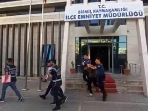 Diyarbakır’da ‘Huzur Uygulamasında’ 19 Şüpheli Gözaltına Alındı