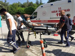 Konya’da Motosikletten Savrulan 2 Kardeş Yaralandı