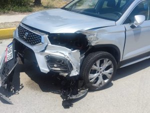 Finike’de Trafik Kazası: 1 Yaralı