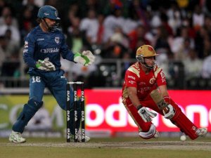 Hindistan’da Sahte Kriket Ligine Baskın: 4 Gözaltı