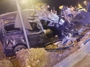 Tarsus’ta Trafik Kazasında 1 Kişi Öldü, 2 Kişi Yaralandı