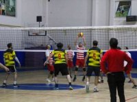 Kurumlar Arası Voleybolda Şampiyonları Belli Oldu