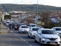 Trafik Tıkandı, Uzun Kuyruk Oluştu
