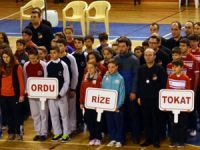 Anadolu Yıldızları Badminton Çeyrek Finalleri Sonuçlandı