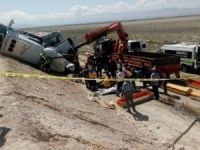 Tır İle Minibüs Çarpıştı: 10 Ölü, 4 Yaralı