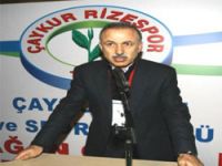 Kalkavan: "Türkiye'de Maalesef Futbolu Çoğunlukla Sokak Yönetiyor"