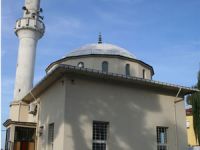 Rize’de Tarihi Cami Yıkıldı