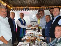 Trabzonspor ve Rizespor'dan Dostluk Yemeği