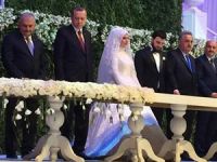 Cumhurbaşkanı Erdoğan, Rizeli Hayırsever İş Adamı Erkan’ın Düğününde Nikah Şahitliği Yaptı