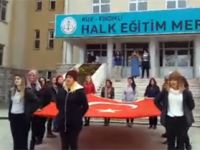 Rize’de Kız Öğrencilerin Komando Andı Tıklanma Rekoru Kırıyor!