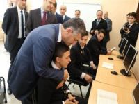 Vali Bektaş: Çocuklarımızı, Geleceğe En İyi Şekilde Hazırlamalıyız