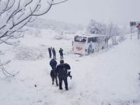 Otobüs Uçuruma Yuvarlandı: 5 Ölü, 25 Yaralı