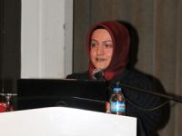 Dr. Alibaşoğlu, Üniversitelilere Evlilikte Cinselliği Anlattı