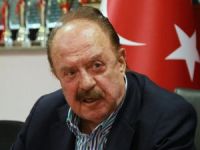 İlhan Cavcav Beyin Kanaması Geçirdi
