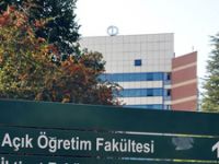 Açıköğretimde yabancı dilde eğitim başlıyor