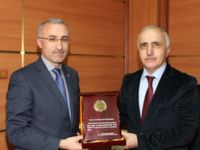 RTEÜ’lü Eski Dekan Mollaibrahimoğlu Rektör Atandı
