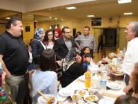 Sağlık Çalışanları Ve Öğretmenler Düzenlenen İftar Yemeklerinde Bir Araya Geldi