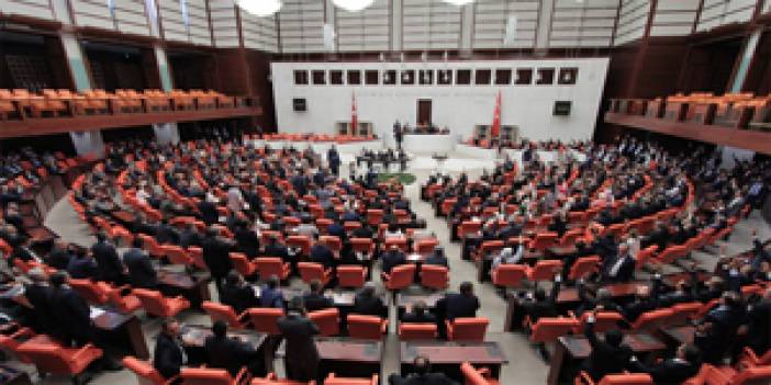 Irak-Suriye tezkeresi Meclis'ten geçti