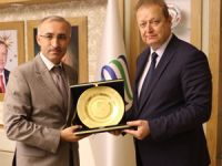 Trabzon Valisi Yavuz, RTEÜ Rektörü Prof. Dr. Karaman’ı Ziyaret Etti