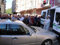 Musalla Yerine Cenaze Arabasında Namazı Kılındı