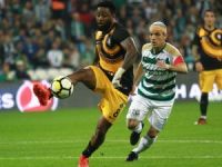 Timsah 10 Kişi Kaldığı Maçta 3-1 Kazandı