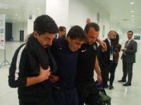 Gözyaşlarını Tutamadı