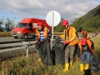 Sarp Sınır Kapısı’na Giden Yol Çöpten Temizlendi