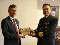 TCG Sakarya S-354 Denizaltı Komutanlarından Vali Bektaş'a Ziyaret