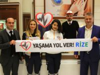 112 Personeli "Yaşama Yol Ver Kampanyası" İçin Esnaftan Destek İstedi