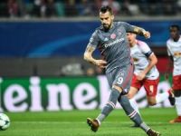 Beşiktaş grubu rekorlarla bitirdi