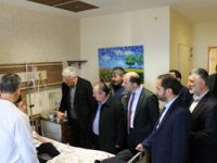 AK Parti Rize’den Zehirlenen Öğrencilere Geçmiş Olsun Ziyareti