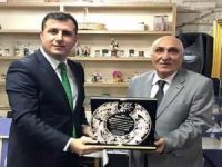 Rize’de 43 Yıllık Memur, 35 Yıllık Müdüre Veda Yemeği