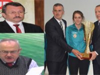 "Bayan Sporculara Destek Vermek Günahtır" VİDEO