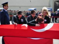 Şehit Pilota İncirlik’te Tören