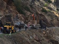 Artvin-Şavşat karayolu ulaşıma kapandı
