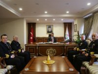 Fırkateyn Komutanları Vali Bektaş ve Başkan Yardımcısı Yeğen'i Ziyaret Etti