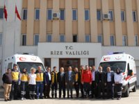 Bakanlıktan Rize'ye Tam Donanımlı İki Yeni Ambulans