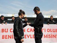Rize'de Polis Haftası Etkinliğinde Evlenme Teklifi