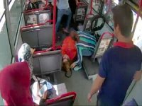Minibüste Can Pazarı Kamerada