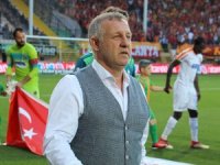"Alanyaspor Ligde Kalması Gereken Bir Takımdır"