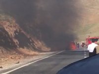 Seyir Halindeki Otomobil Böyle Yandı
