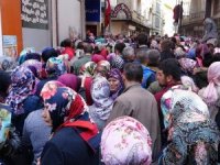 6 Aylık İş İçin Kuyruğa Girdiler