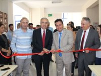 RTEÜ'de Öğretim Teknolojileri ve Materyal Tasarımı Sergisi Beğeni Topladı