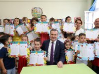Gençlik ve Spor Bakanı Bak Memleketi Rize'de Karne Dağıttı