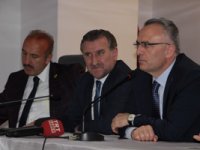 Bakanlar Ağbal ve Bak Rize'de Muhtarlarla Bir Araya Geldi
