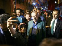 Cumhurbaşkanı Erdoğan, Rize'den Öz Çekimle Uğurlandı